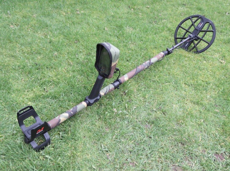 MINELAB MANTICORE - METAL DETECTOR COVERS - SET OF 4 COVERS WITH SUNSHADE