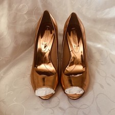 BCBG MAX AZRIA PEEP TOE PUMPS ROSE GOLD METALLIC LEATHER SZ 9 M NEW 138