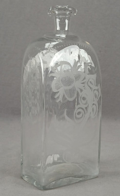 Late 18th / Early 19th Century Engraved Floral Glass 8 3/4 Inch Case Bottle