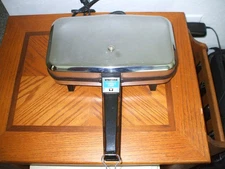 Vitantonio Pizzelle Chef 300 Italian Cookie Maker Baker USA Vintage Clean Works