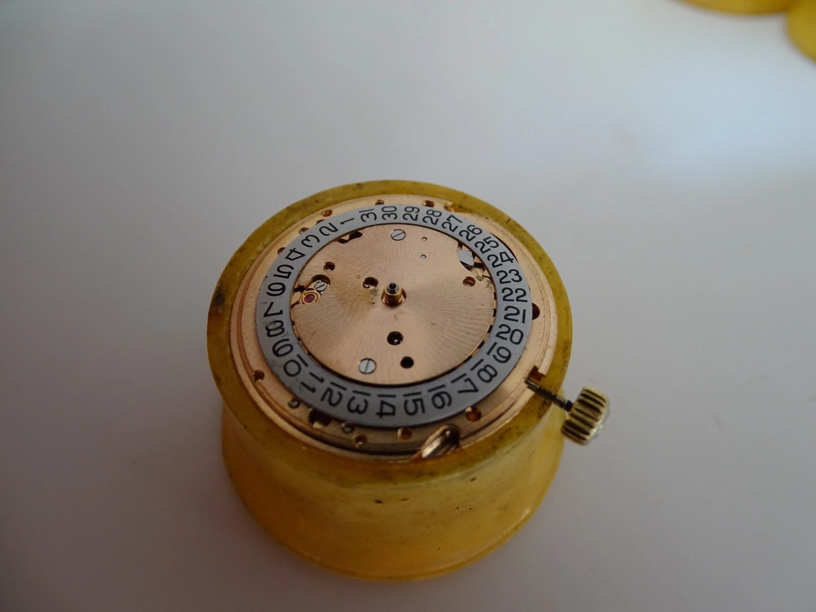 Omega — Omega Constellation Movement Automatic Cal 561 Vintage Running