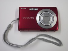 Nikon COOLPIX S200 7.1MP Digital Camera - Read Description