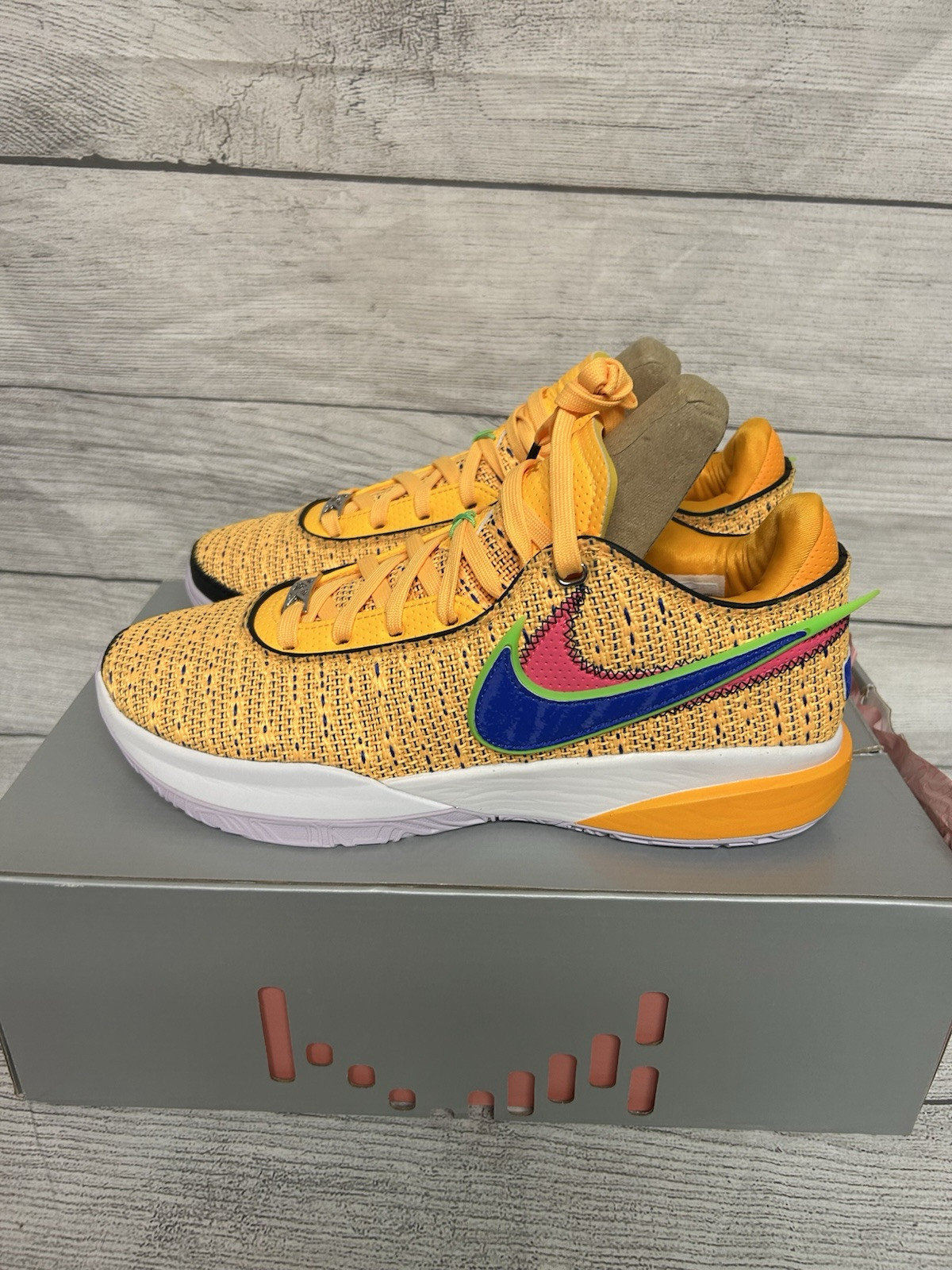 Size 17 Nike LeBron James 20 XX Laser Orange Racer Blue Mens Sneakers DJ5423-801 Nike LeBron James 20 XX Laser Orange Racer Blue Sneakers  main image 2