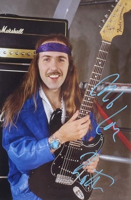 ULI JON ROTH  SCORPIONS  Autogramm auf Foto 20 x 30 cm handsigniert