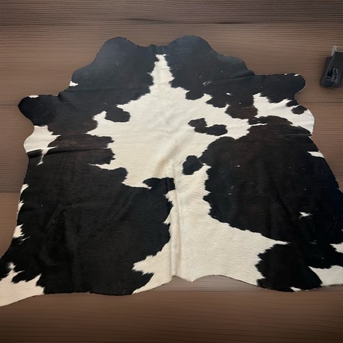 Cowhide Rug  Large Authentic Black And White