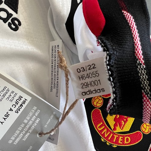 McTominay Manchester United Away Jersey 22-23 L Boys Adidas Soccer Shirt - Picture 9 of 10