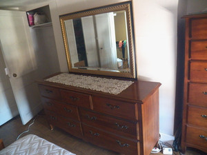 Thomasville Impressions Wooden Triple Dresser with Mirror Vintage 1990s