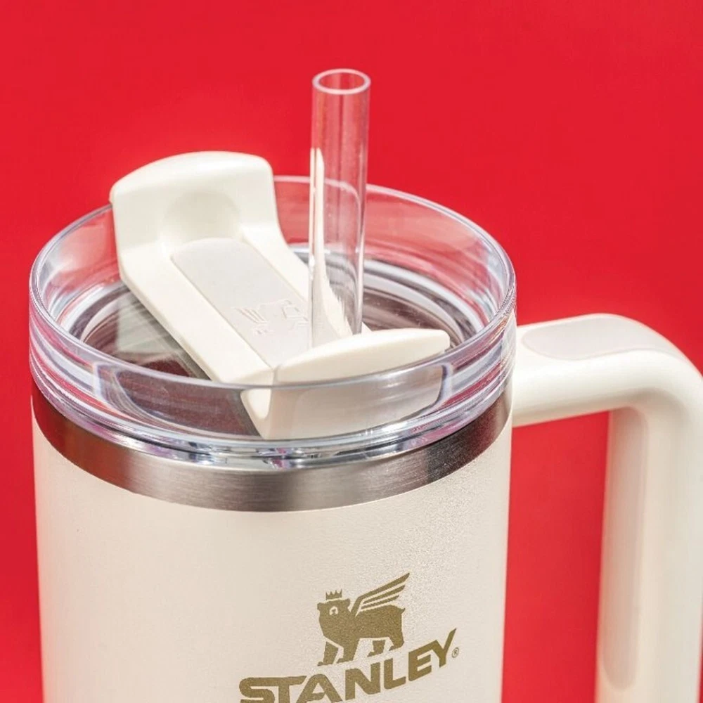 Tumbler STANLEY Original Lunar New Year Limited Edition Quencher H2.0 30OZ Cream