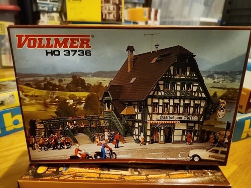 Vollmer 3736 escala HO Adler Inn con kit de construcción de carnicería | Condition: New