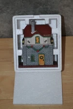 Department 56 Gate House Christmas Heritage Village 5530-1 Original Box