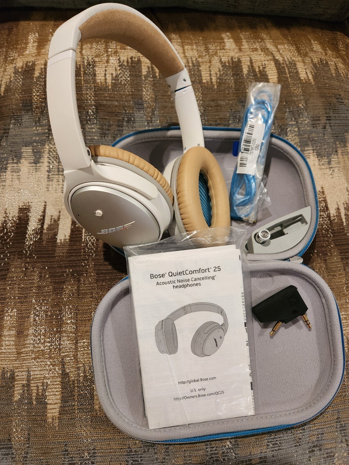 Bose QuietComfort 25 Wireless Over-Ear Headphones - White Smoke-image