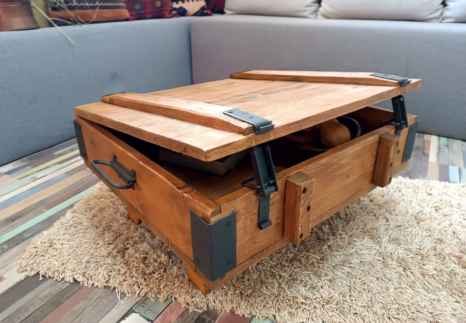 Table basse de style vintage, table coffre rustique en pin massif - Photo 4/4