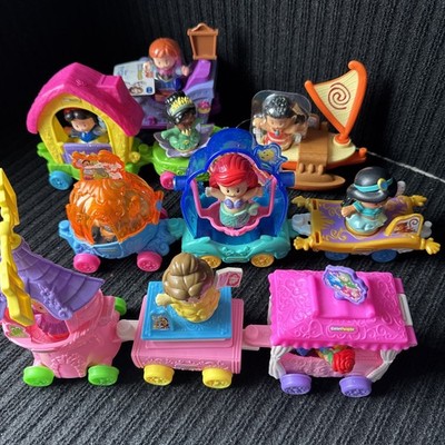 Little People Disney Princess Parade 10 Floats Trains + 10 Figures