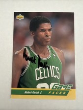 Autographed 1992-93 Upper Deck - Game Faces Robert Parish #493. Boston Celtics