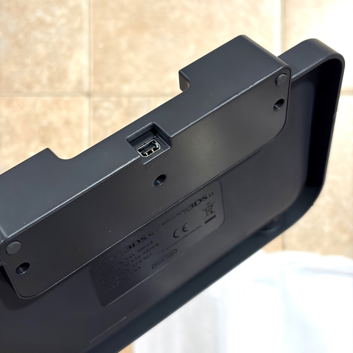 Official Nintendo 3DS XL LL Charging Stand Cradle Black SPR-007