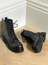 RUSSELL & BROMLEY Combat 8 Eyelet Combat Boot 37 UK 4