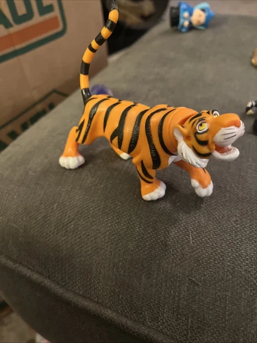 Vintage 1992 The Jungle Book SHERE KHAN Tiger Vintage Figure Toy 5"
