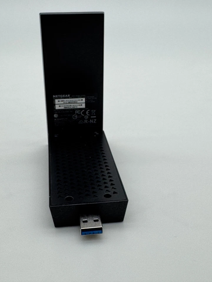 NETGEAR Nighthawk A7000 AC1900 Dual Band USB 3.0 WiFi Adapter - Image 3 of 4