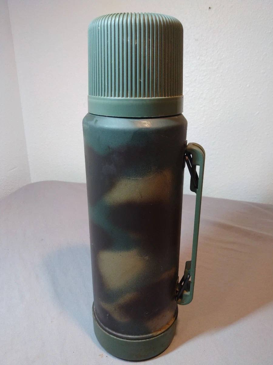 Aladdin Camouflage Camo Hunting Outdoors Thermos 1 Quart made in USA Vintage