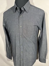 UntuckIt Shirt Mens Gray Slim Fit Chambray Casablanca Casual Sz Large EUC