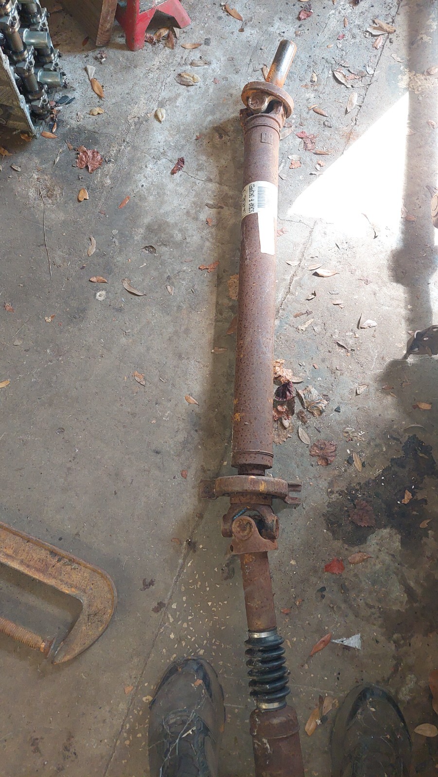 DRIVE SHAFT FOR 2004 2005 2006 2007 2008 FORD F150 (145" WB) A.T. (8.8