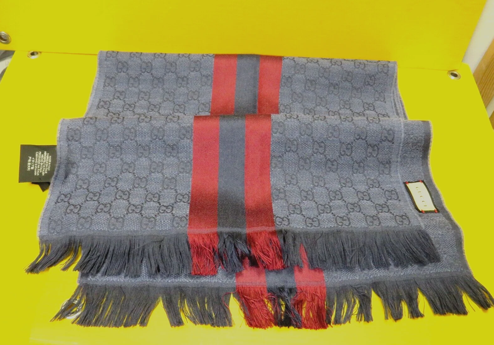 ? Authentique foulard motif logo GUCCI bleu GG 180 x 37 cm laine soie fabriqué en Italie