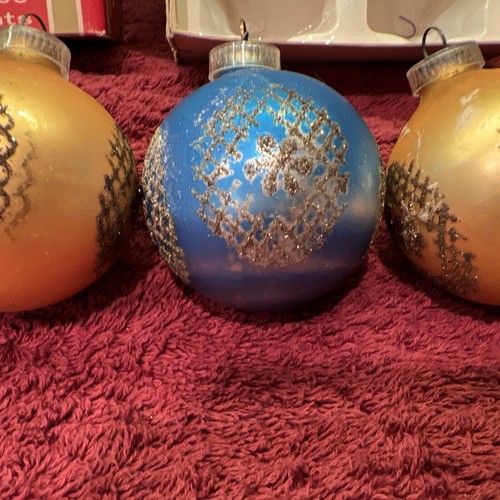 6 Vintage Austrian GLASS Christmas Ornament In Box 2 1/2” wide - Picture 10 of 16