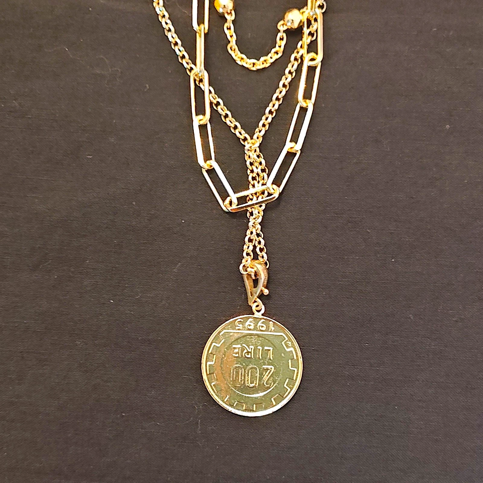Bellezza Italy Layered Gold Tone Multi-Chain individual linked neclace 18in - product detail image 1
