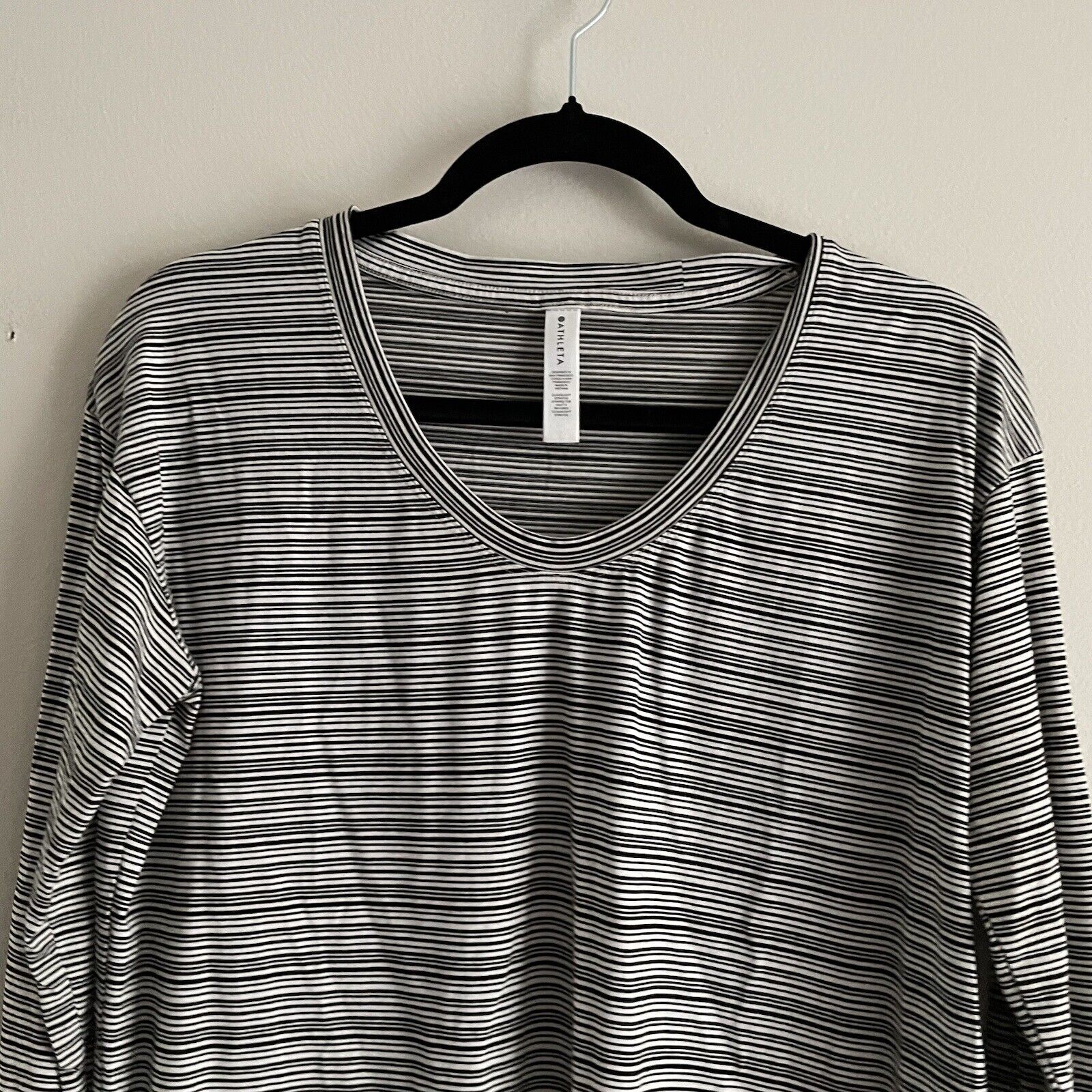Athleta Wmn S Modal Blend Relaxed Fit Long Sleeve… - image 4