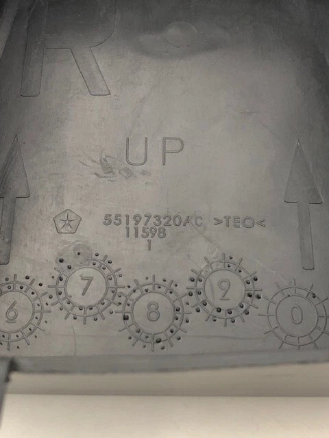 2007-2012 Jeep Liberty Right Seat Belt Retractor Cover OEM Mopar 55197320AC - Изображение 2 из 4