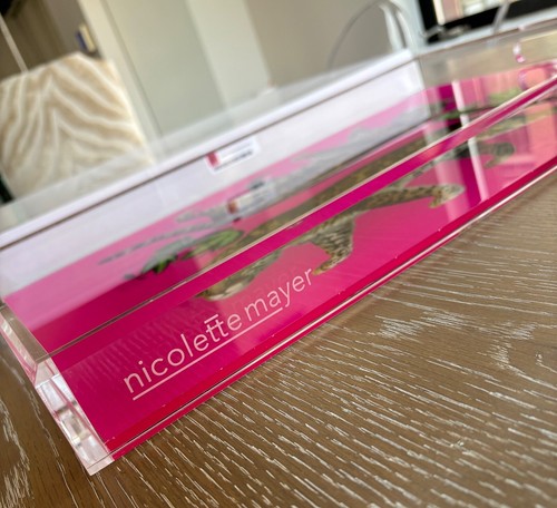 $325 NEW NICOLETTE MAYER COLLECTION Leopard Seeing Double Hot Pink Acrylic Tray - Picture 6 of 8