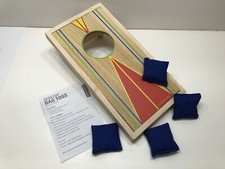 Mini Desktop Wood Cornhole Game 1 Board 4 Bags Kikkerland w Instructions