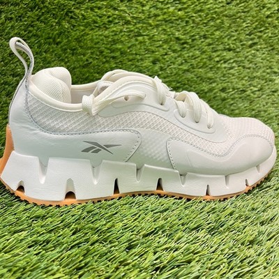 Reebok Zig Dynamica Womens Size 8.5 White Gum Walking Running Shoes Sneakers