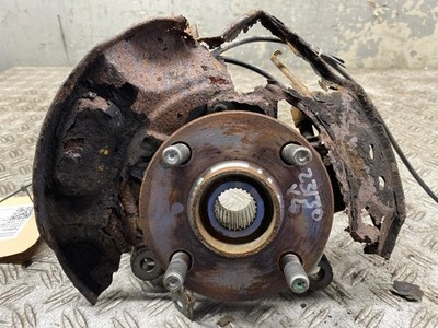 93149 Achsschenkel links vorne TOYOTA Yaris Liftback (P9) 432120D130