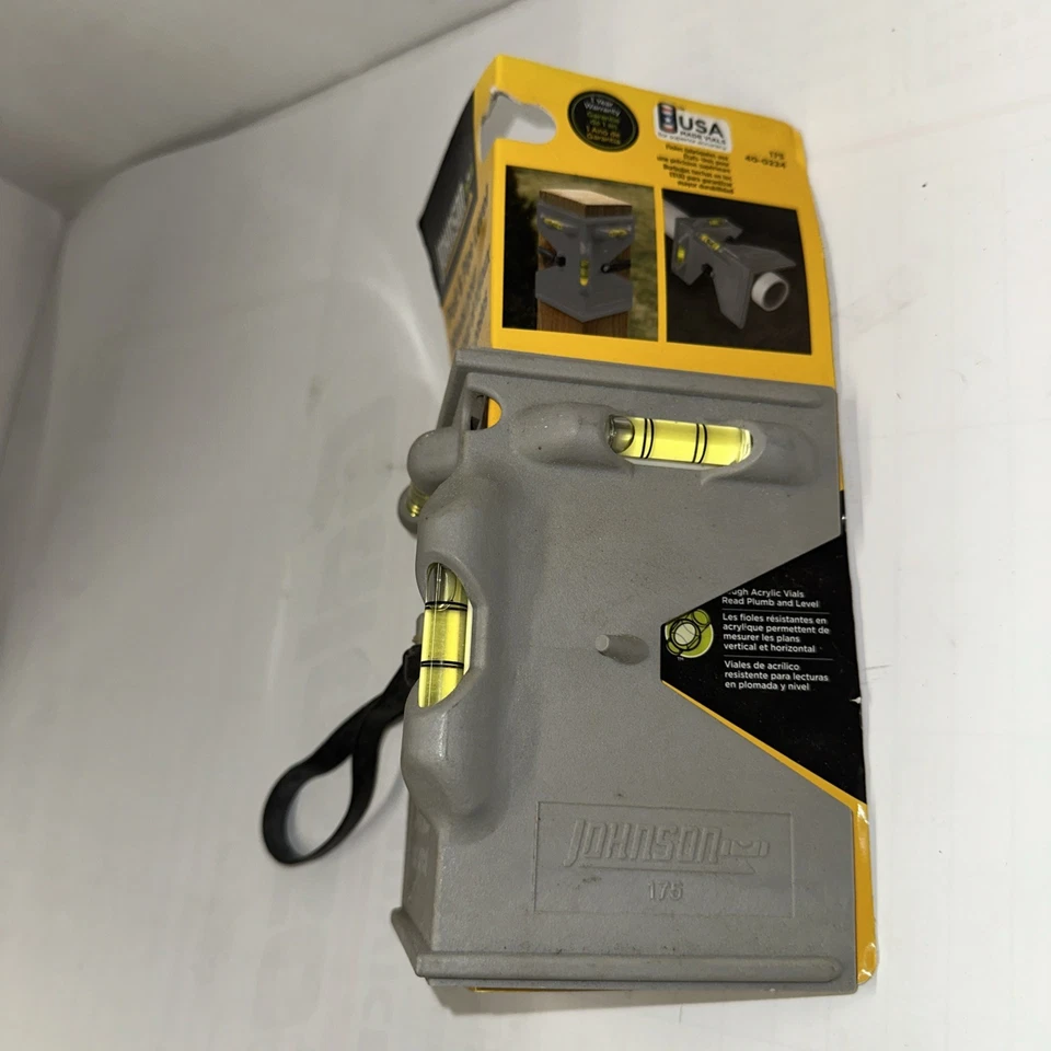JOHNSON 175 Post And Pipe Level, 3 Vials Hands Free Strap New - Image 3 of 4