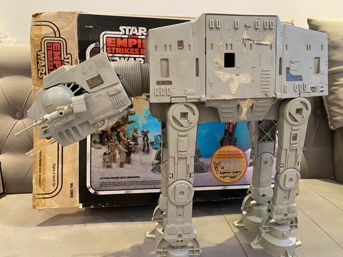 Star Wars AT AT ESB en caja y batería funcionando