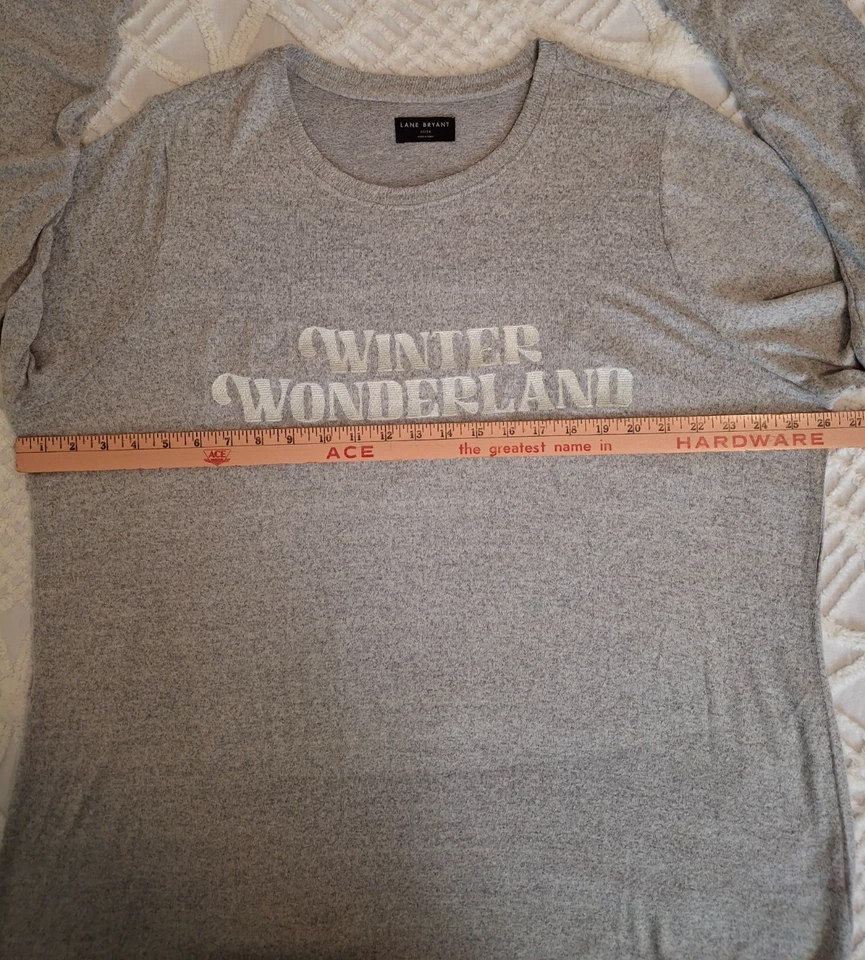 Lane Bryant Women's Size 22/24 Winter Wonderland Gray Long Sleeve Top Sweater - Image 3 of 4