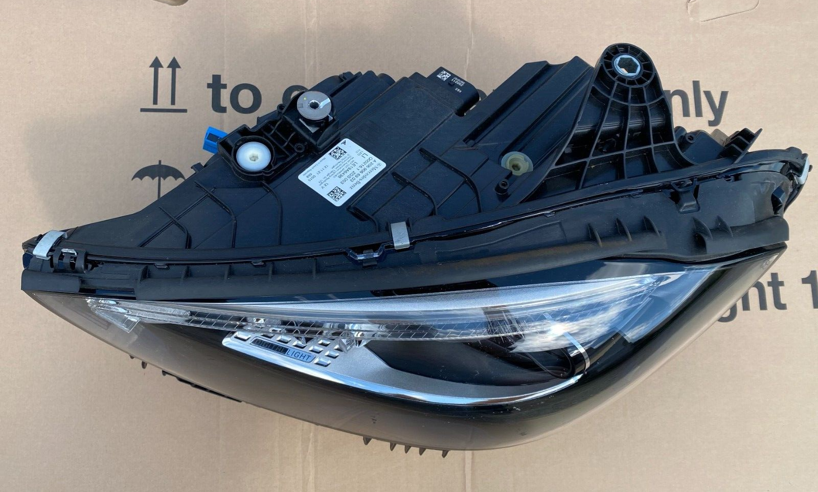 Mercedes W206 C-Klasse Digital Scheinwerfer Links A2069066903  