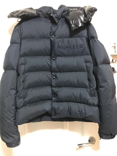 Moncler tg3 Clearance