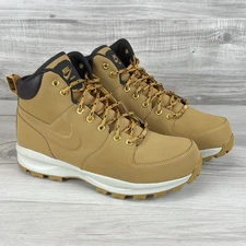 Nike Manoa Leather Mens Size 11 Boots Water Resistant Wheat Tan 454350-700