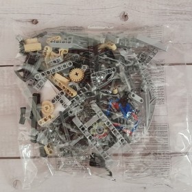 LEGO BIONICLE: Thornatus V9 (8995) Complete Factory Sealed Bags Open Box