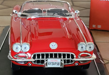 1:12 NEU+OVP  Corvette Cabrio  Die-Cast  Metall-Modell 38cm  Fa. Solido  Vintage