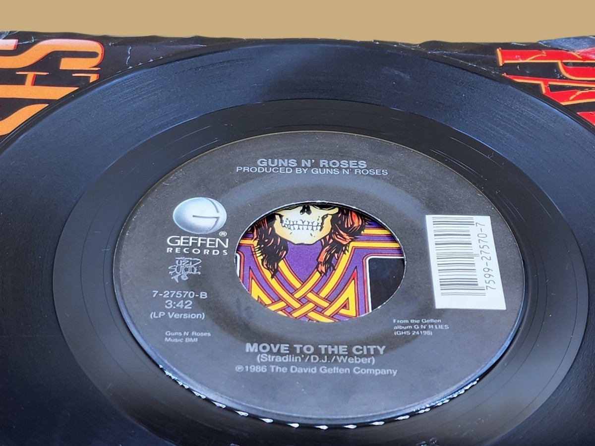 Vintage 1989 Guns N' Roses Paradise City .45 rpm Record (1st Print