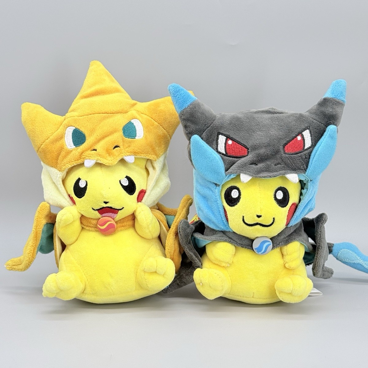Pokemon Center 2014 Mega Charizard X & Y Poncho Cape Pikachu 9