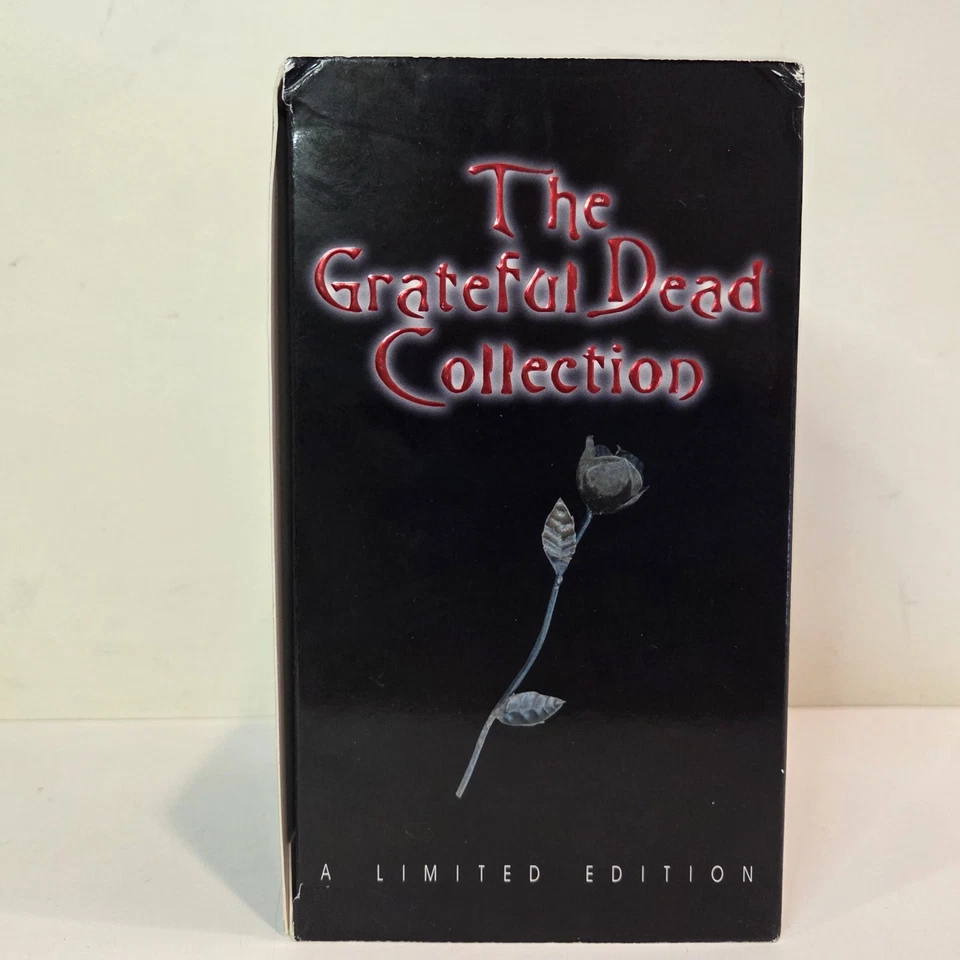 VTG The Grateful Dead Limited Edition Box Collection 4-Pack VHS Tapes Live Music - Image 4 of 4