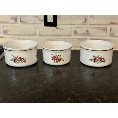 Worcester Oven China  Floral Gold Trim Set of 3 Fine Ovenware