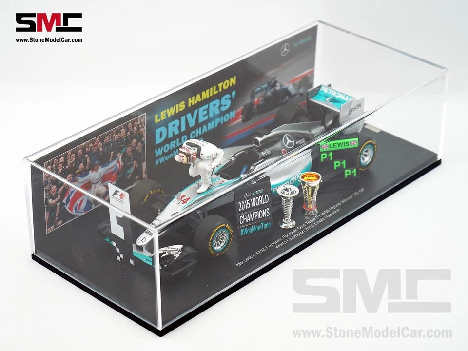 Mercedes F1 W06 #44 Lewis Hamilton USA GP 2015 World Champion 1:18 Spark Figure - Image 2 of 4