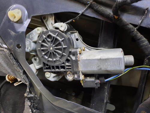 Fensterhebermotor Fensterheber Motor Vorne Links BMW 3er E46