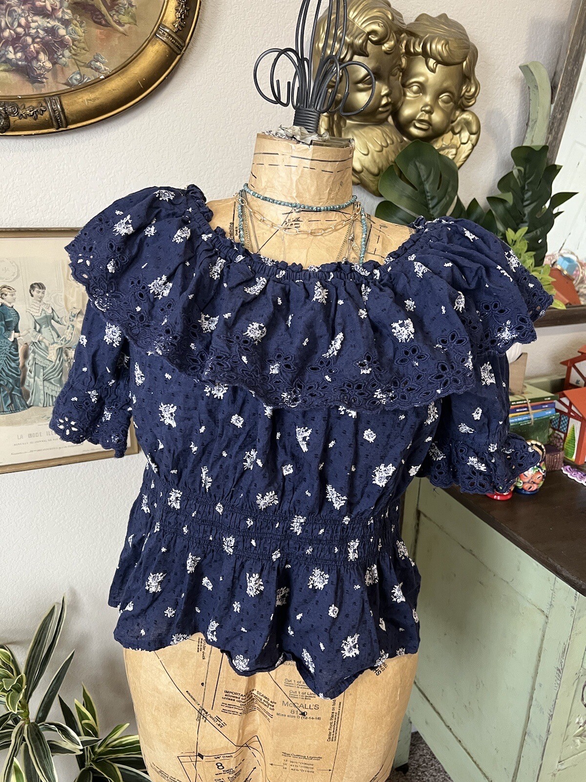 Universal Thread Navy Blue Eyelet Embroidery Flor… - image 2