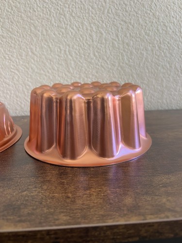 Jello Mold Copper Set of 2 - Vintage Kitchenware for Use or Decor - Retro Design - Picture 7 of 9